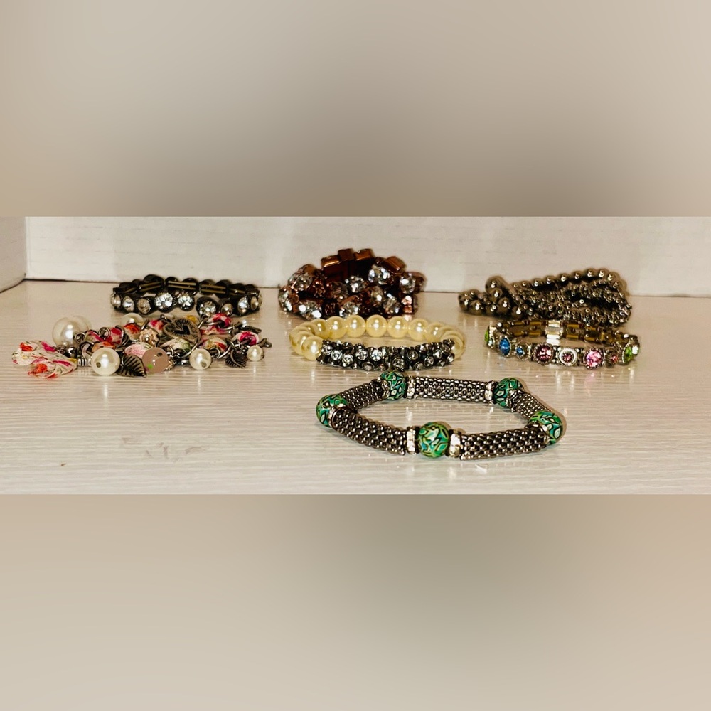 Beautiful Array of Multi-Color Bracelets LOT - Picture 6 of 16